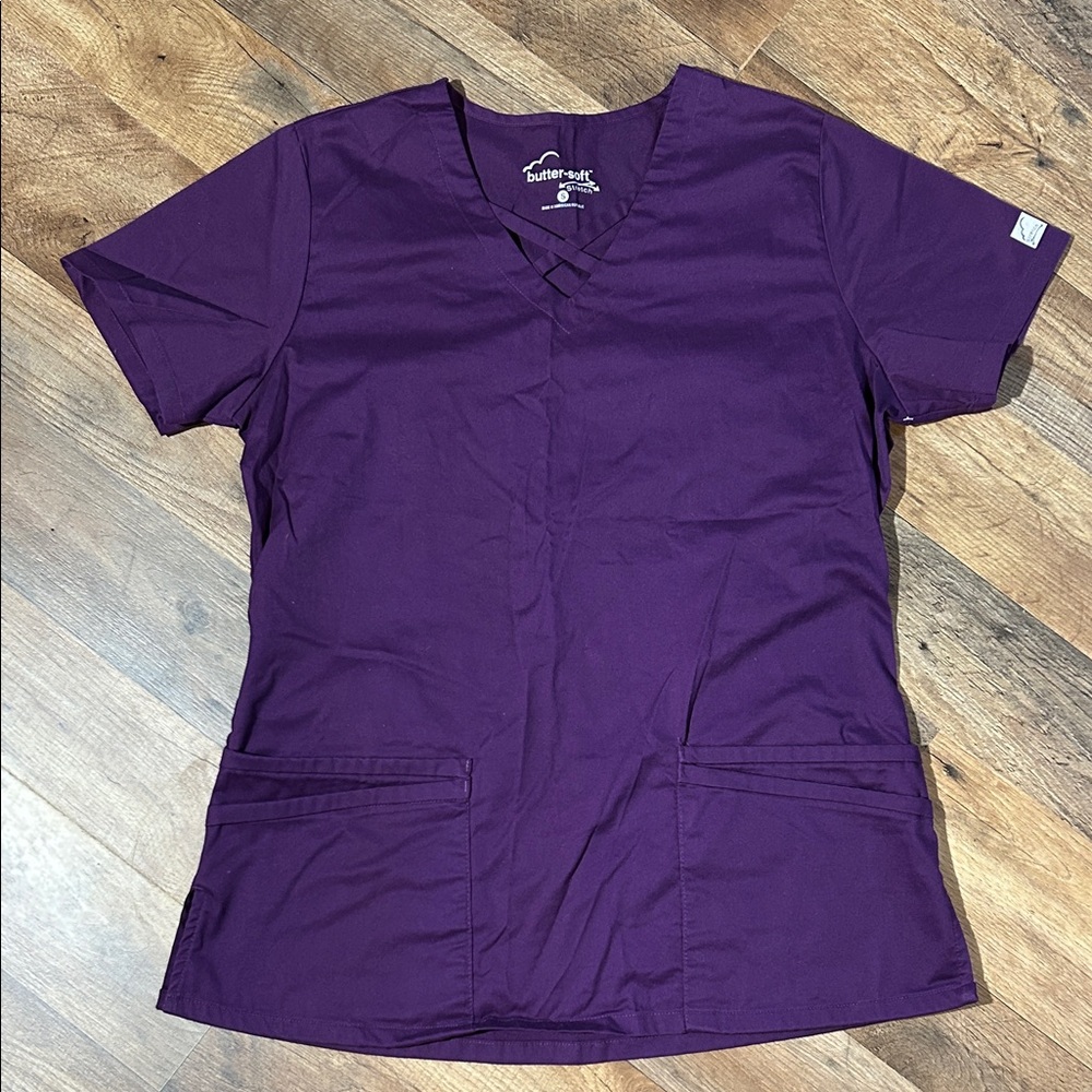 Butter Soft Women's Deep Purple Short Sleeve Top and Bottoms.  Size S